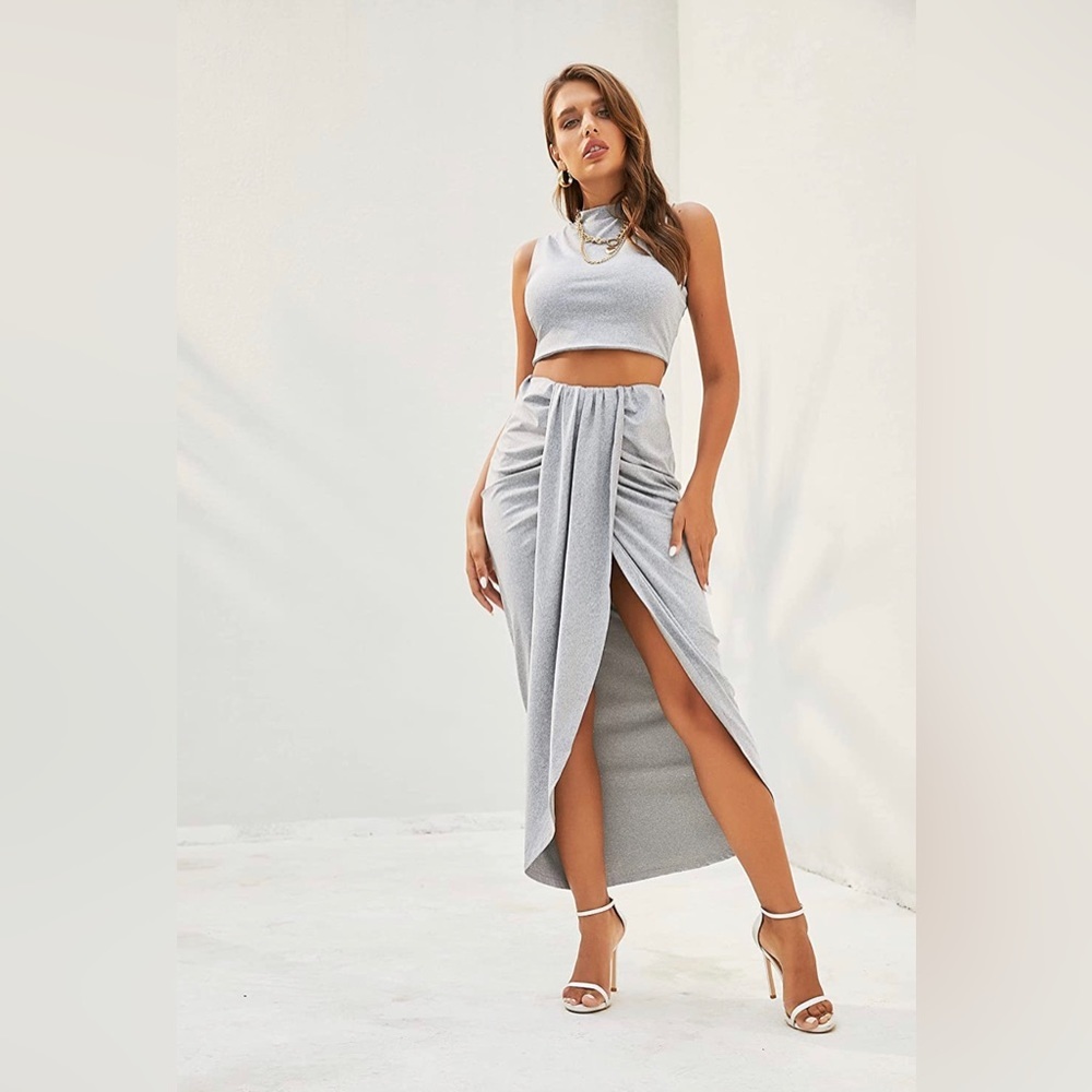 NWT ZAFUL GREY 2-PIECE CROP TODAY AND SKIRT SET